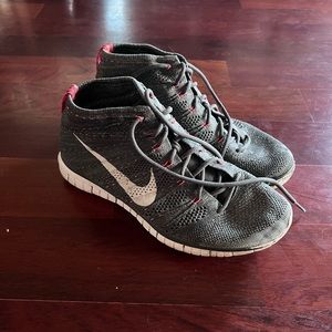 Nike Flyknit Chukka Shoes